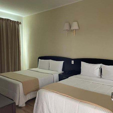 Hotel Plaza Del Arco Express Monterrey Eksteriør billede
