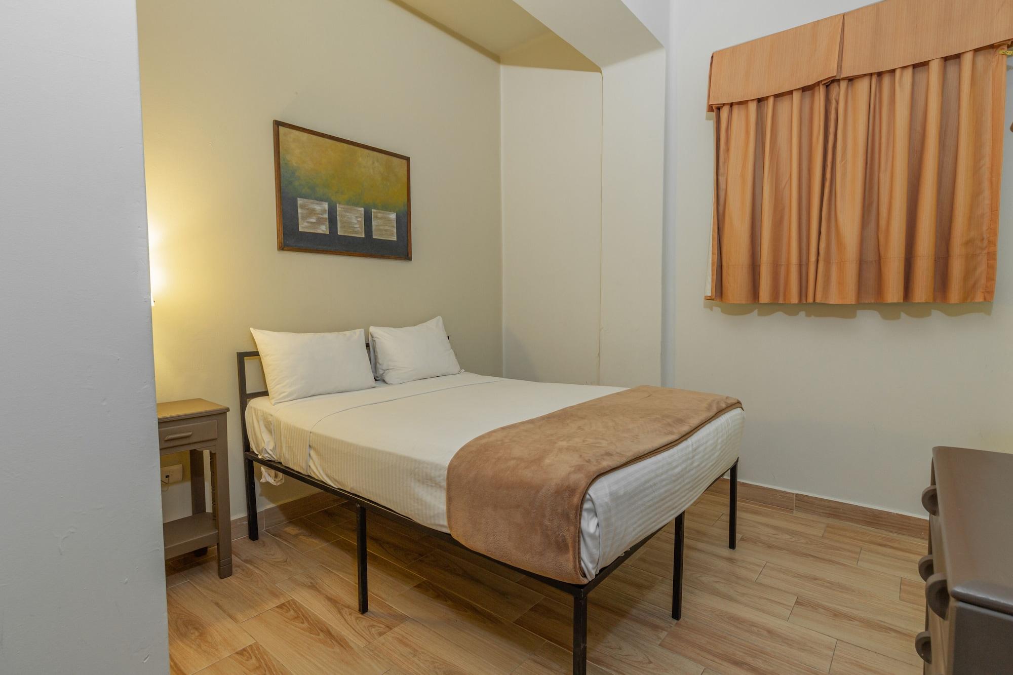 Hotel Plaza Del Arco Express Monterrey Eksteriør billede