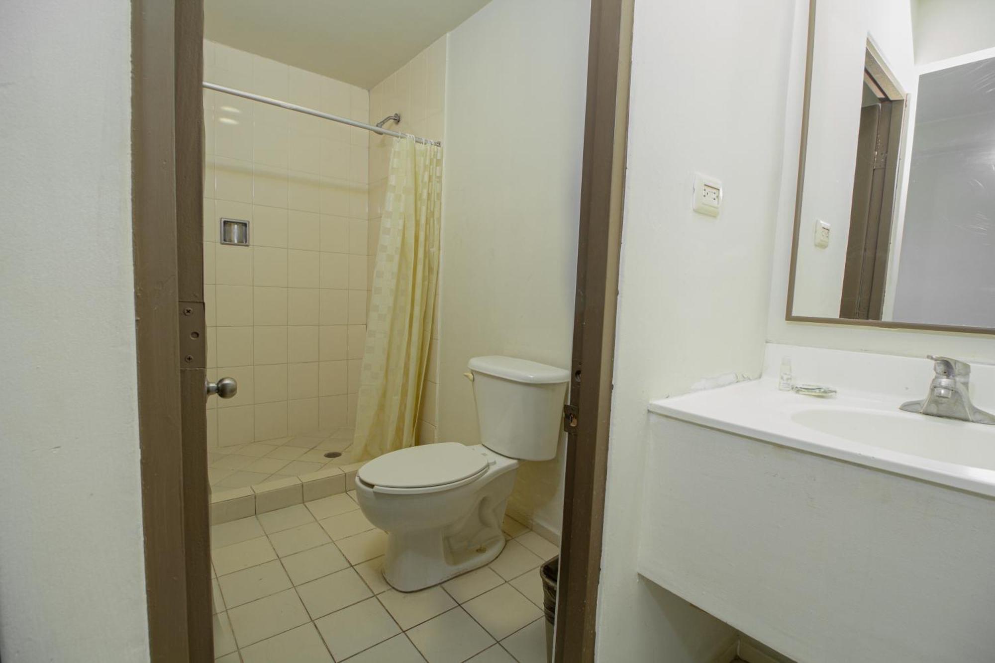 Hotel Plaza Del Arco Express Monterrey Eksteriør billede