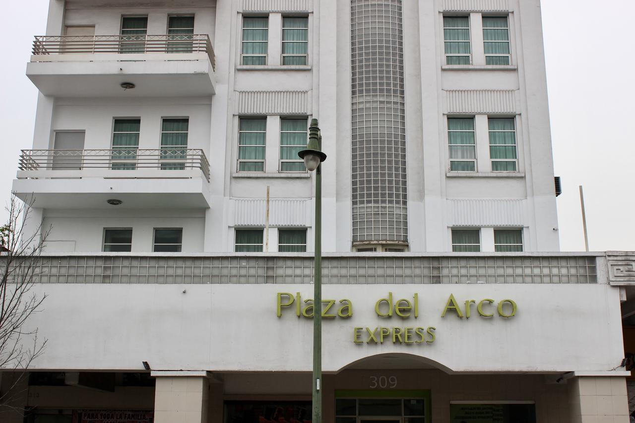 Hotel Plaza Del Arco Express Monterrey Eksteriør billede