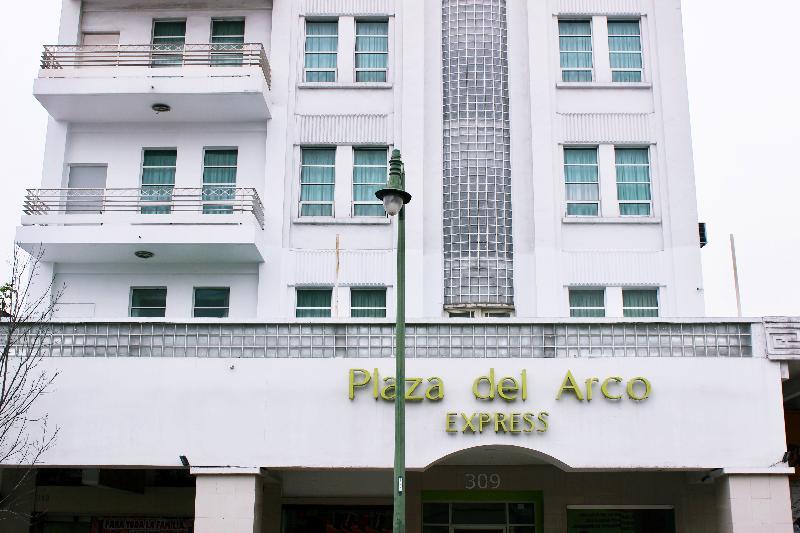 Hotel Plaza Del Arco Express Monterrey Eksteriør billede