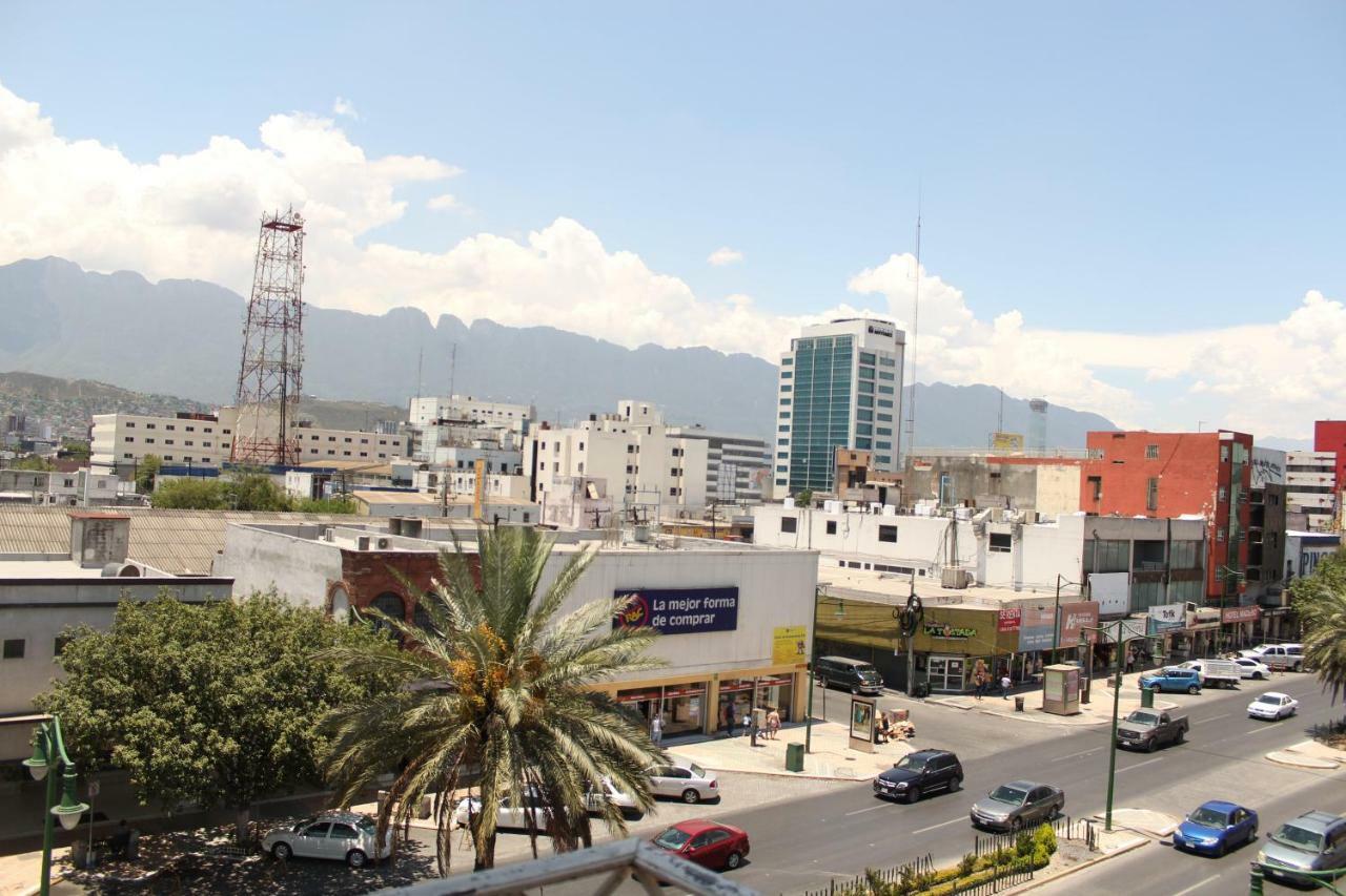 Hotel Plaza Del Arco Express Monterrey Eksteriør billede