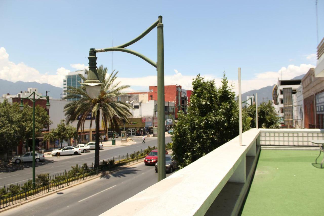 Hotel Plaza Del Arco Express Monterrey Eksteriør billede
